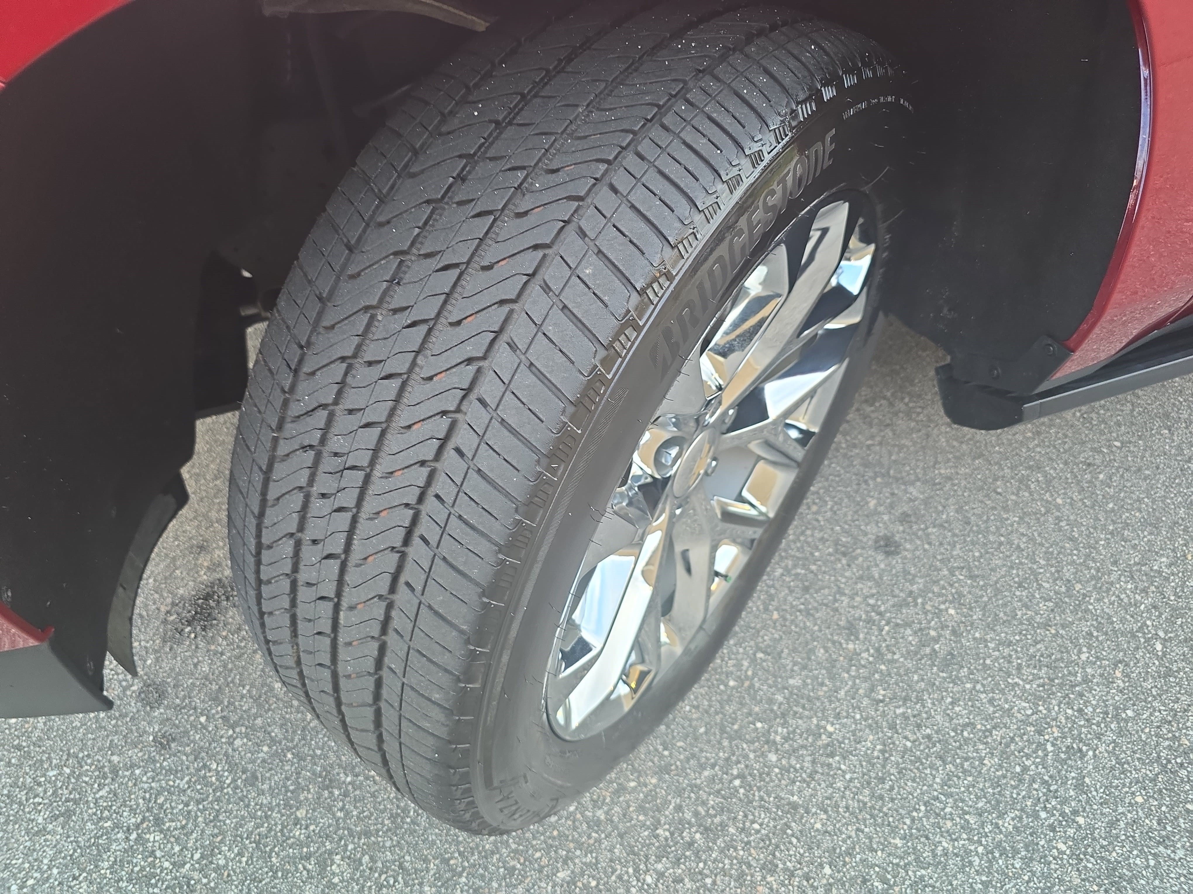 Used 2023 Chevrolet Tahoe Premier AWD/4WD image 33
