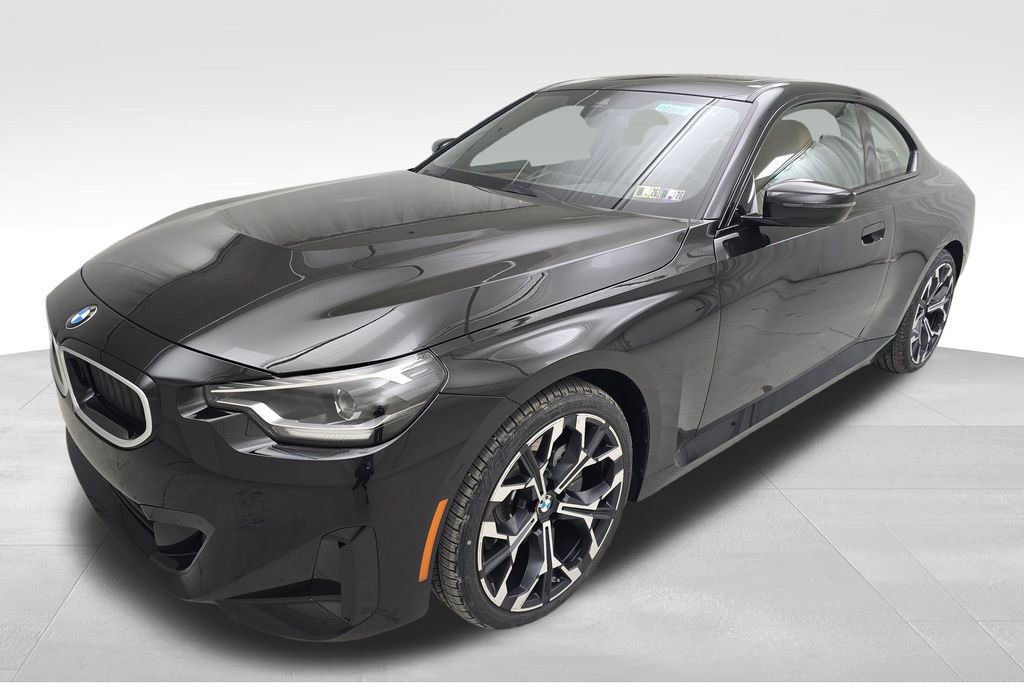 Used 2025 BMW 230i xDrive Coupe w/ Convenience Package image 5