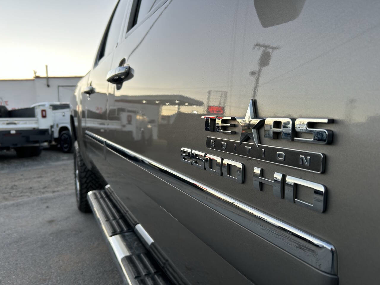 Used 2014 Chevrolet Silverado 2500 LT w/ Texas Edition image 14