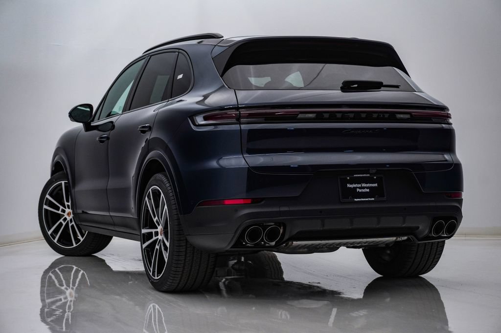 New 2026 Porsche Cayenne S AWD/4WD image 3