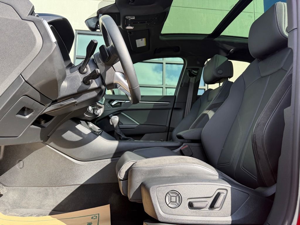 Used 2023 Audi Q3 2.0T Premium Plus image 14