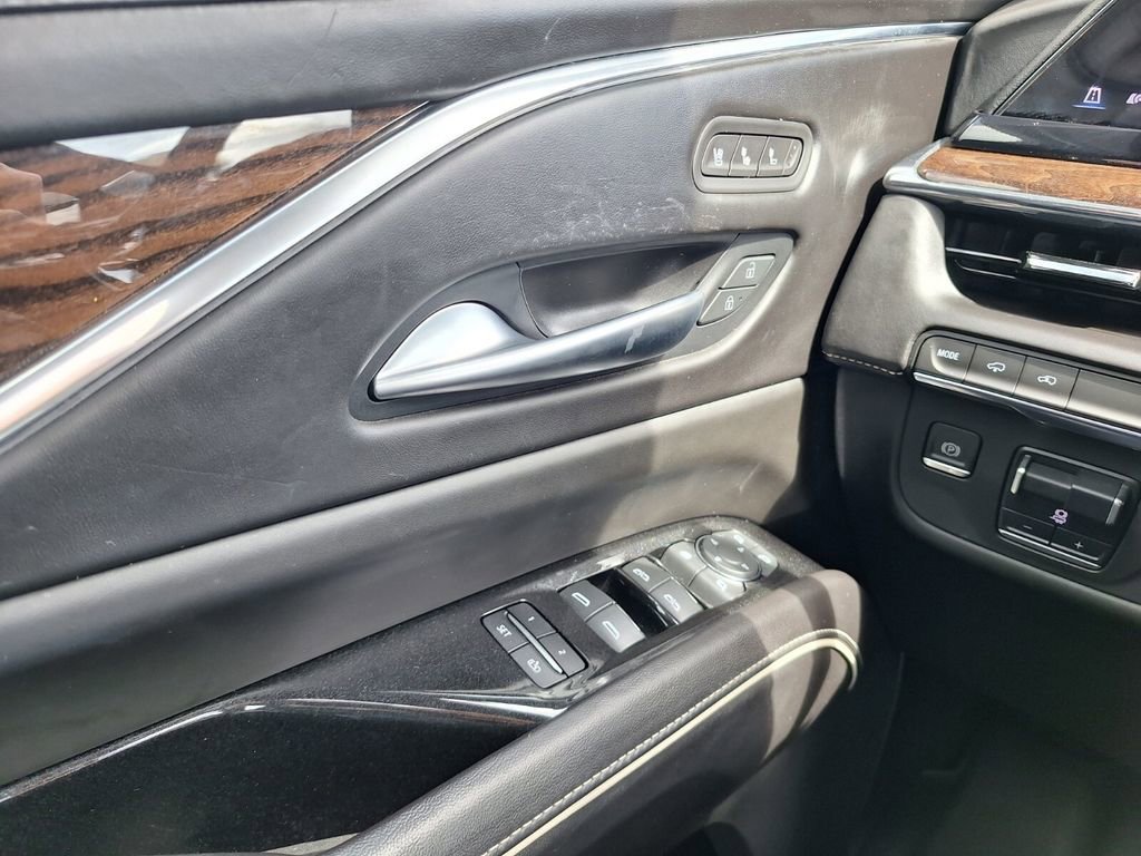 Certified 2023 Cadillac Escalade ESV Sport Platinum w/ Heavy-Duty Trailer Package image 20