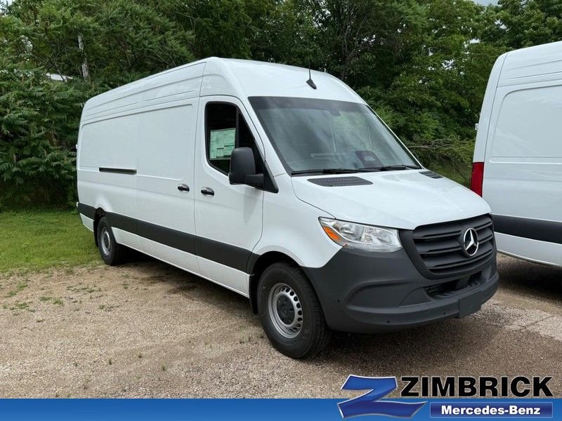 New 2025 Mercedes-Benz Sprinter 2500