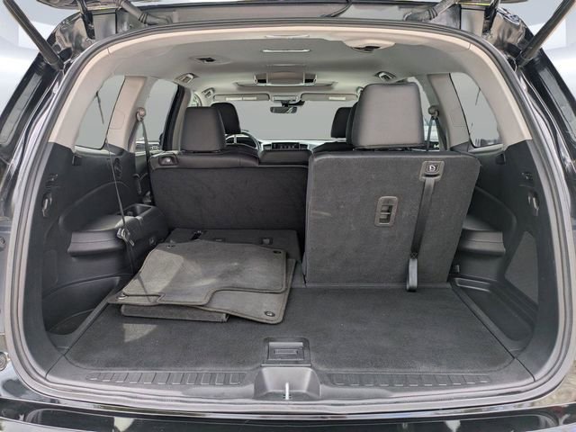 Certified 2022 Honda Pilot Touring image 13