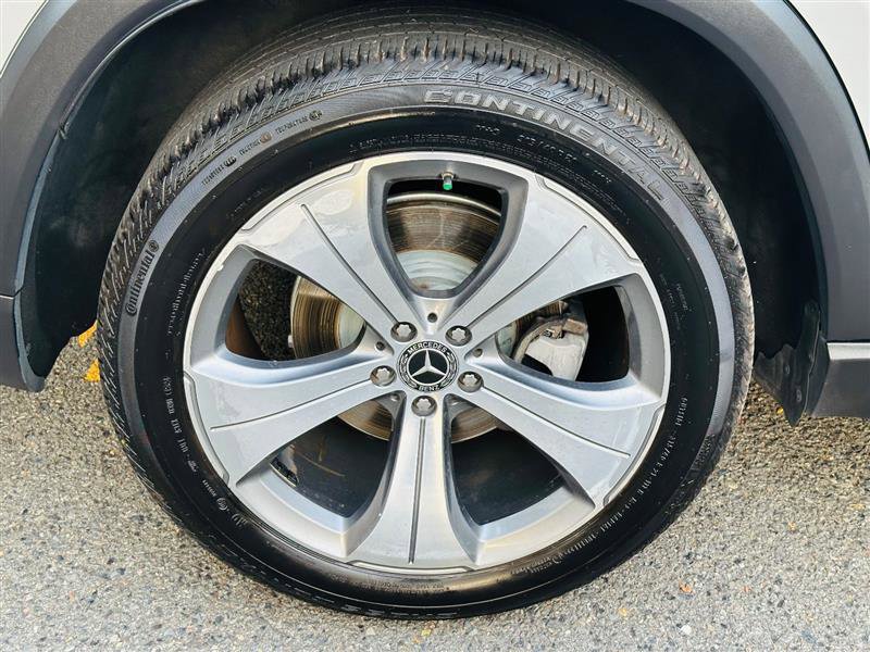 Used 2021 Mercedes-Benz GLS 450 4MATIC image 16