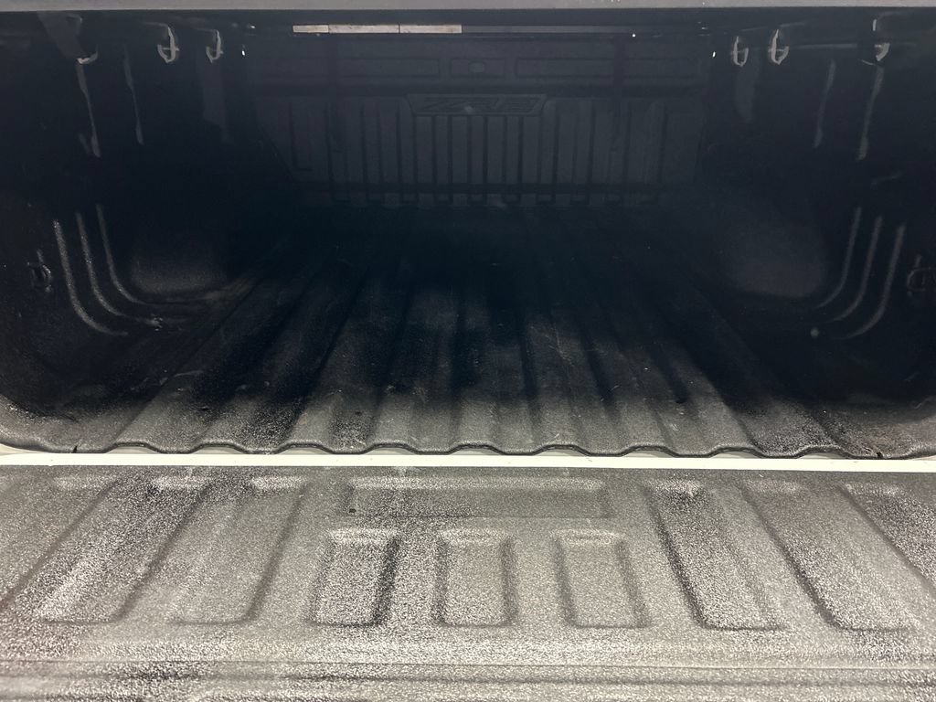 Used 2020 Chevrolet Colorado ZR2 w/ Colorado ZR2 Bison Edition AWD/4WD image 21