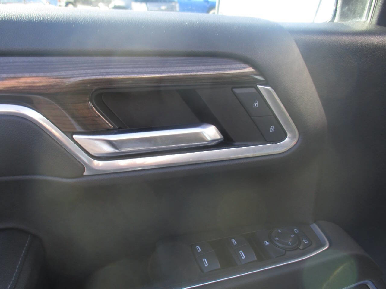 Used 2024 Chevrolet Silverado 1500 LT AWD/4WD image 14