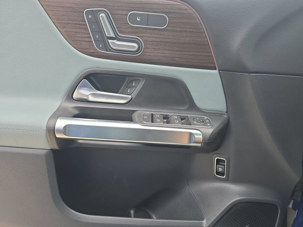 New 2026 Mercedes-Benz GLB 250 image 26