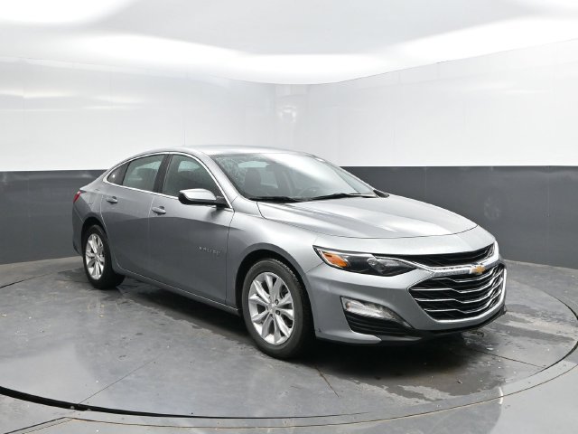 Used 2025 Chevrolet Malibu LT FWD image 4