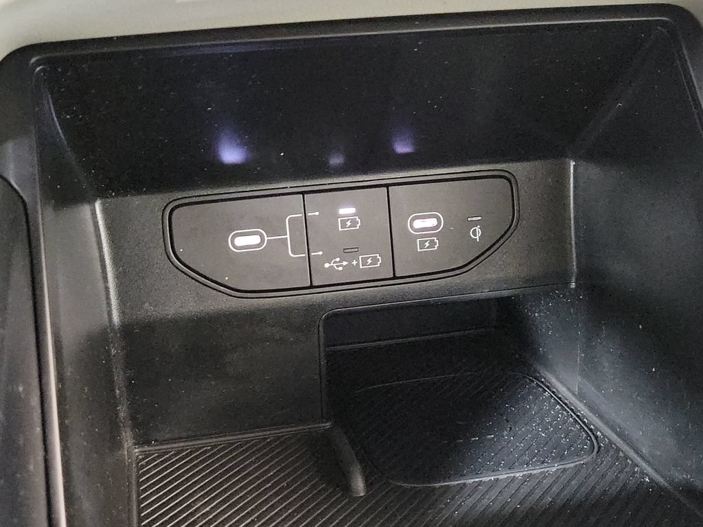 Used 2024 Kia Sorento S w/ Panoramic Sunroof Package FWD image 21