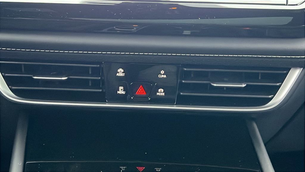 New 2026 Volkswagen Atlas Cross Sport SE image 28