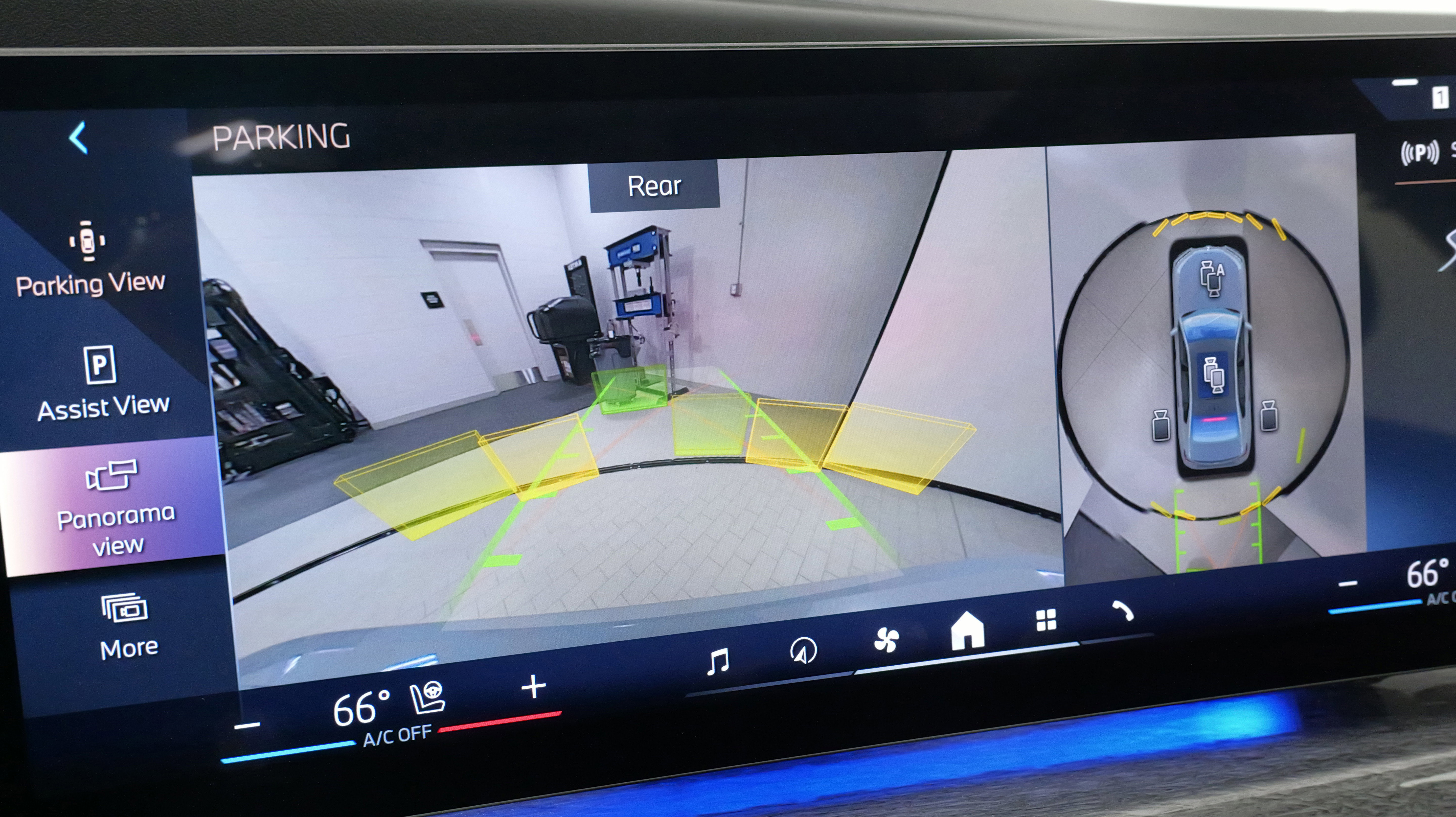 Used 2024 BMW 740i xDrive image 57