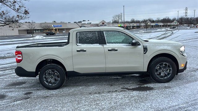 New 2025 Ford Maverick XLT w/ Equipment Group 301A image 27