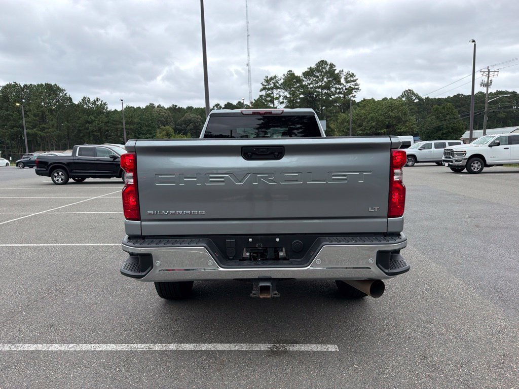 Used 2025 Chevrolet Silverado 3500 LT w/ Safety Package AWD/4WD image 6