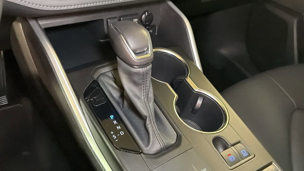 Used 2021 Toyota Highlander XLE image 27