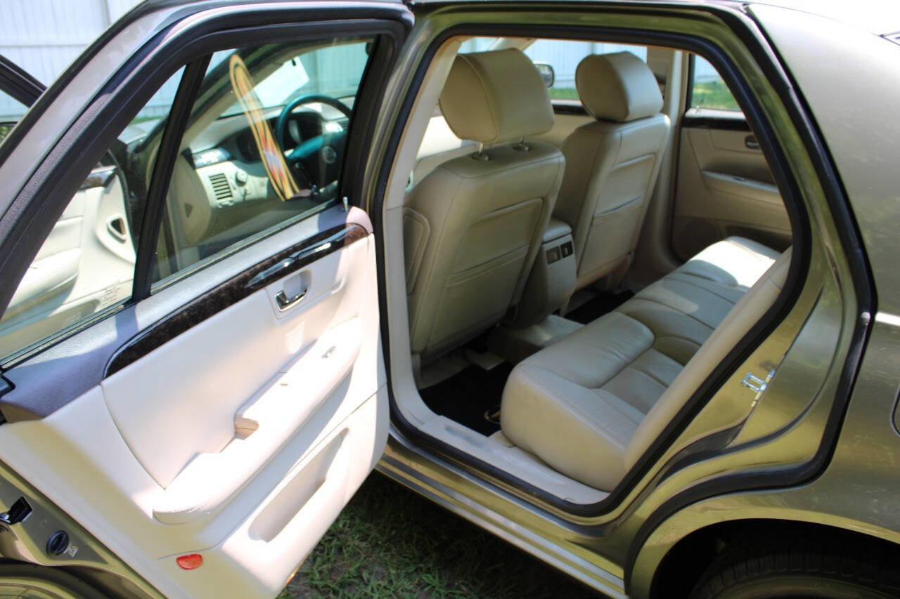 Used 2011 Cadillac DTS image 22