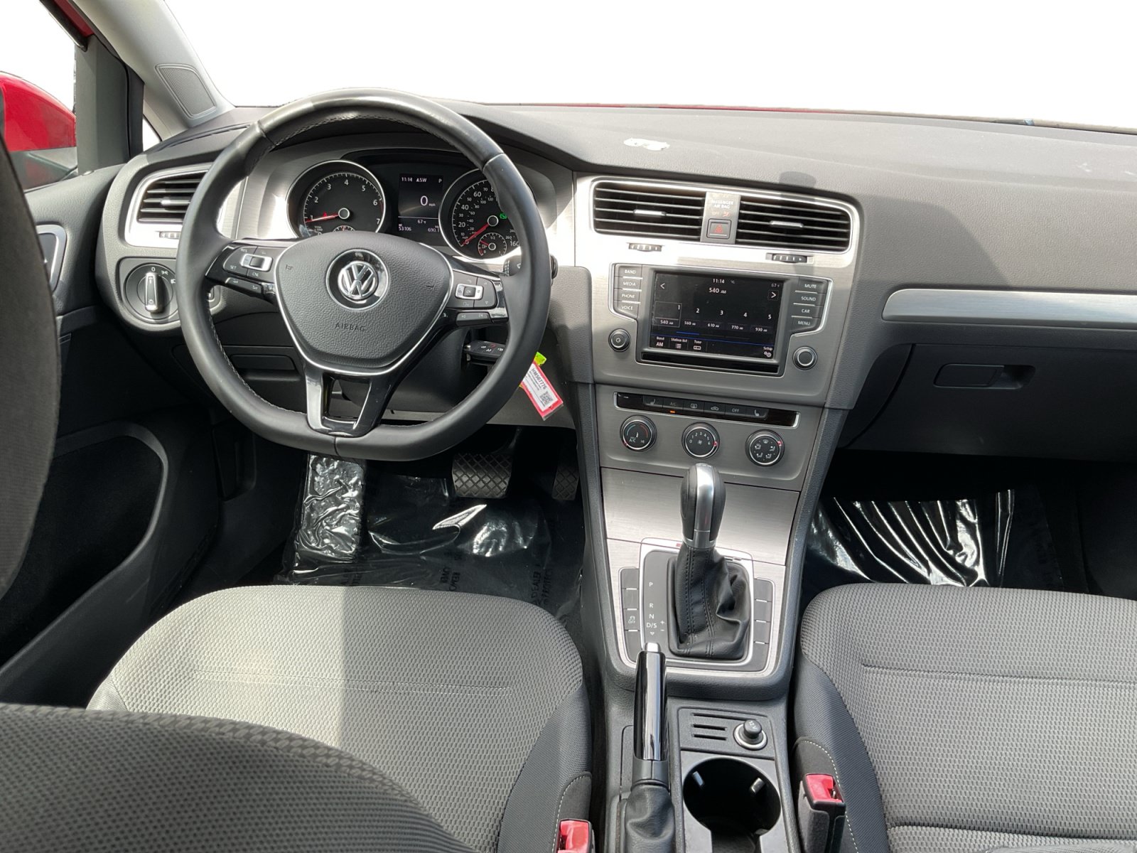 Used 2017 Volkswagen Golf S AWD/4WD image 10
