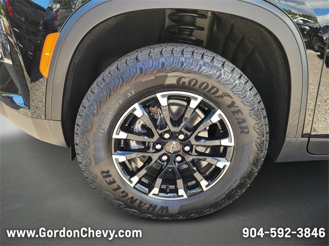New 2026 Chevrolet Traverse Z71 w/ LPO, Floor Liner Package image 9