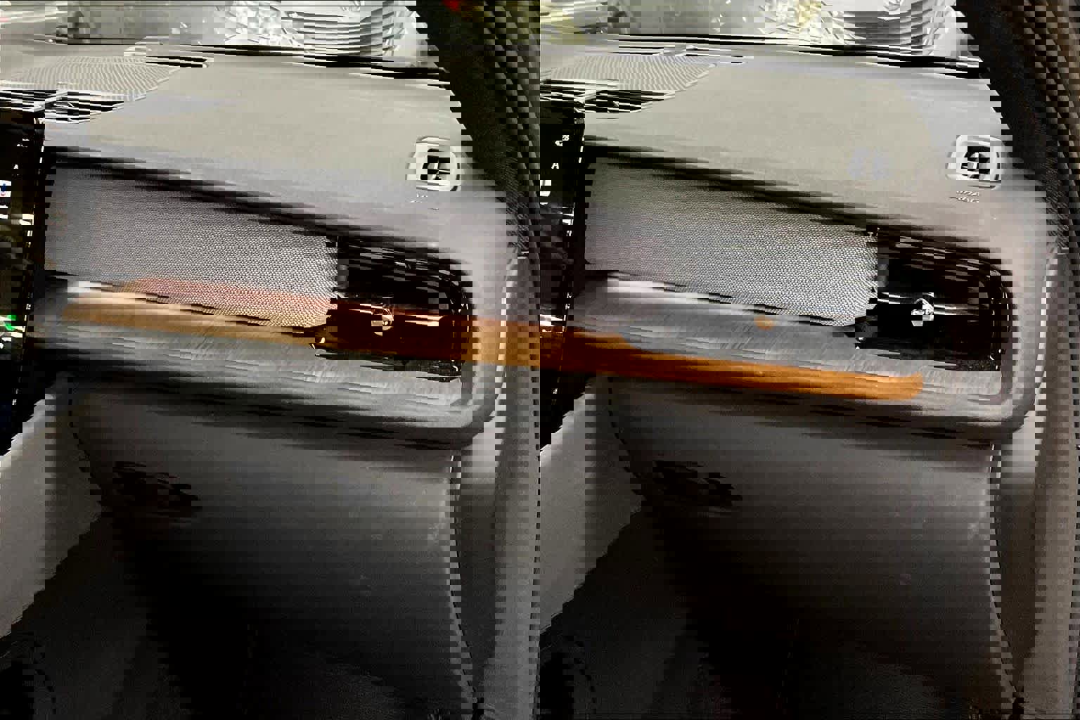 Used 2022 Polestar Polestar 2 w/ Plus Package image 18