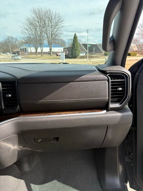Used 2022 GMC Sierra 1500 SLT AWD/4WD image 34