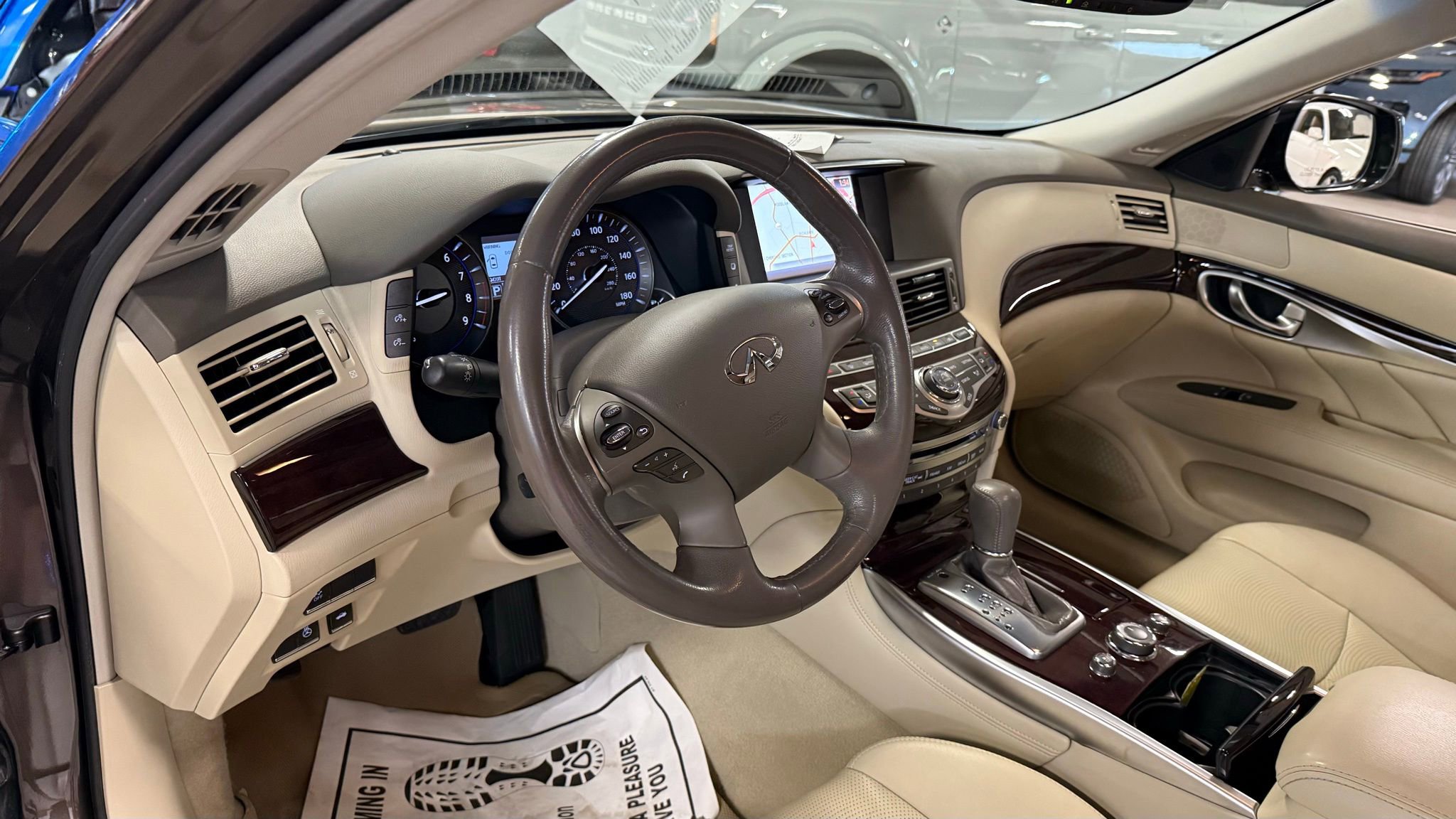 Used 2016 INFINITI Q70 L 3.7 image 34