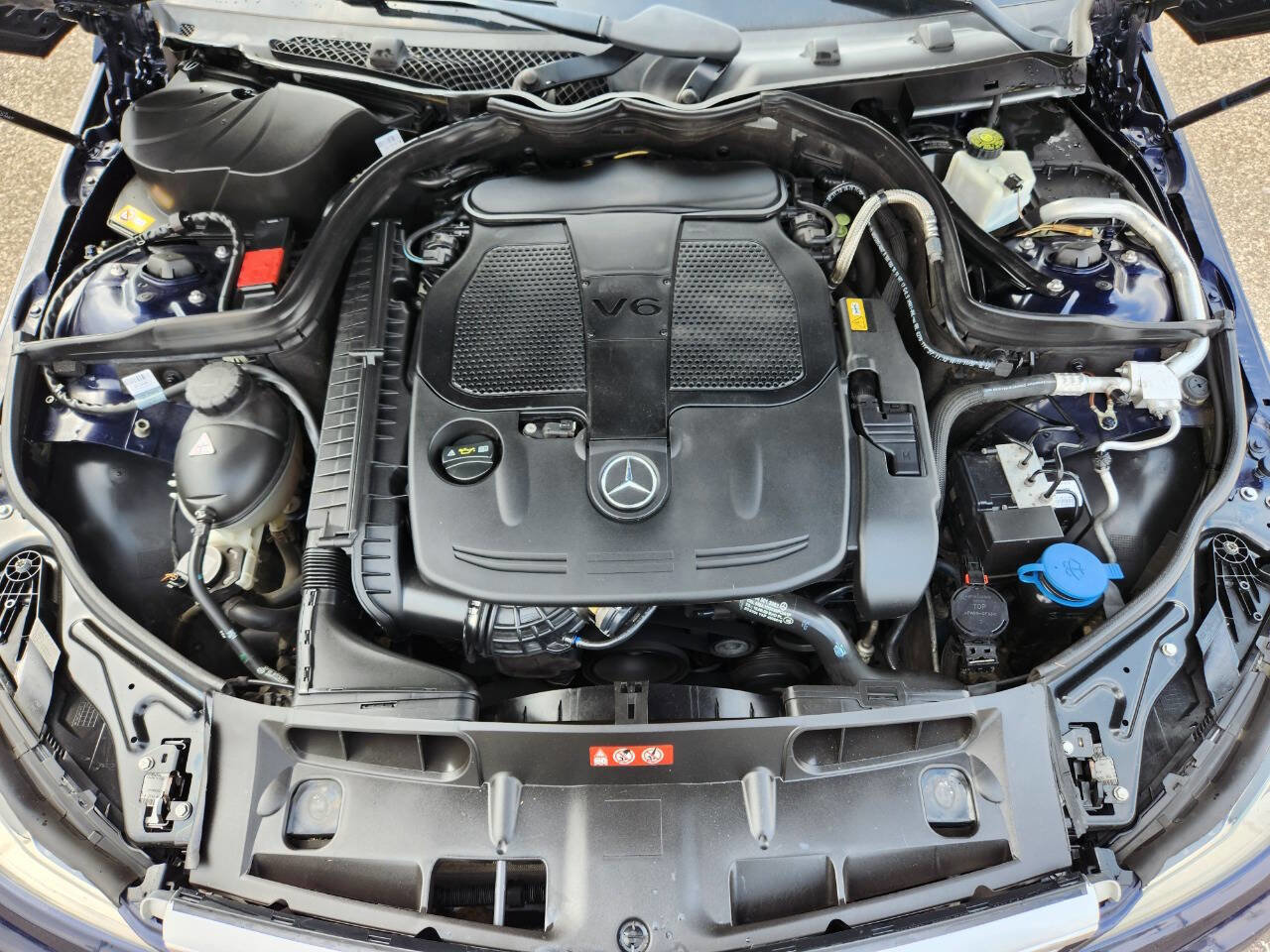 Used 2013 Mercedes-Benz C 300 4MATIC Sedan image 30