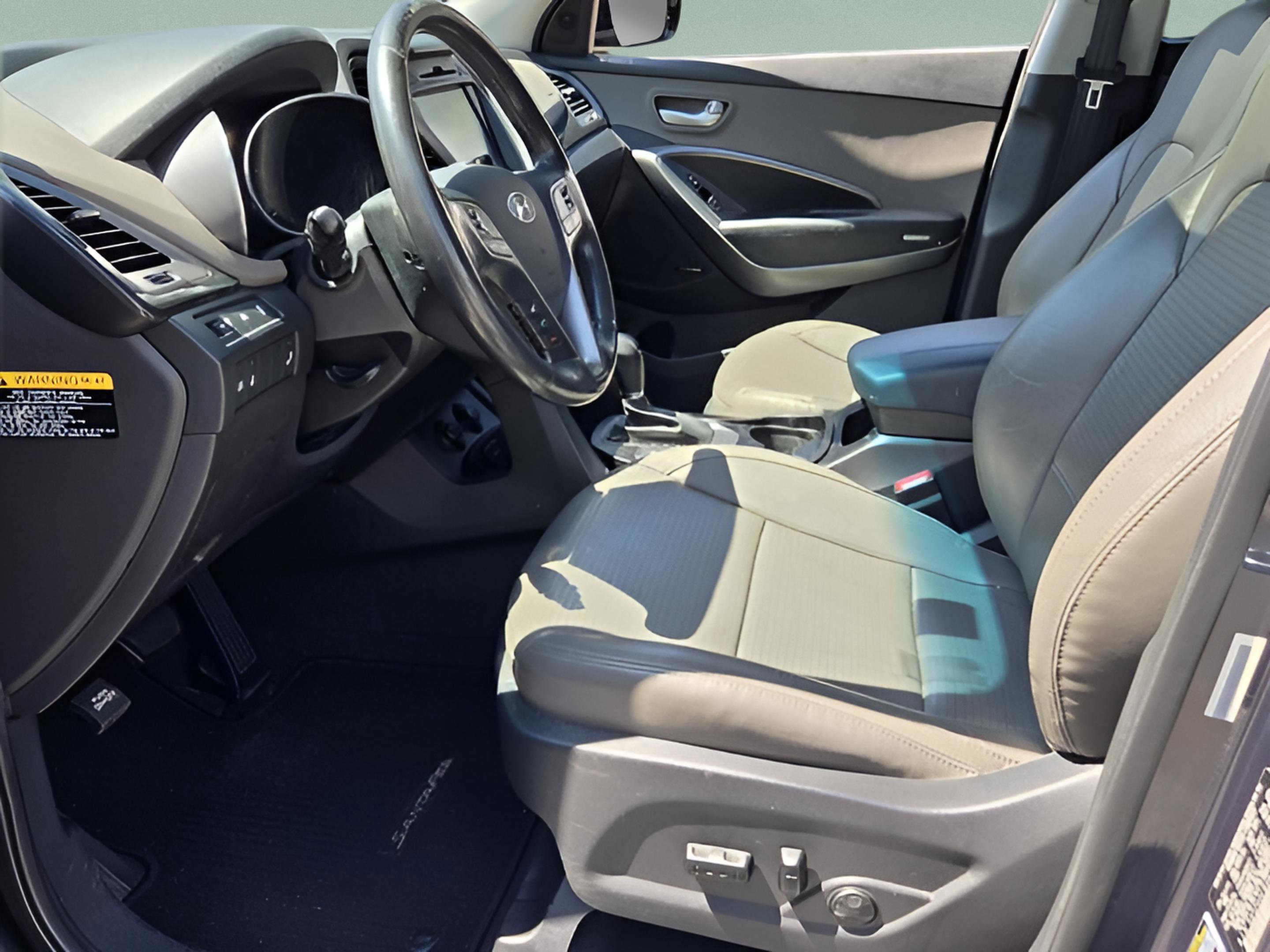 Used 2014 Hyundai Santa Fe Sport w/ Technology Package 04 image 15