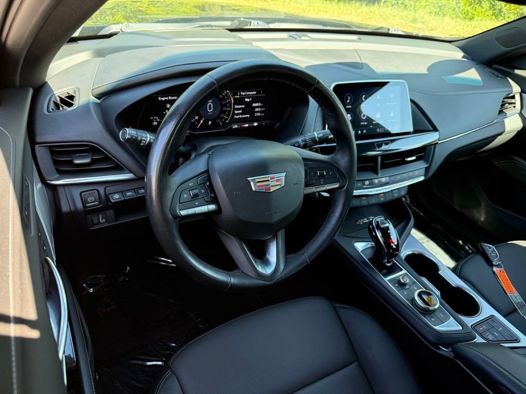 Certified 2023 Cadillac CT4 Premium Luxury image 4