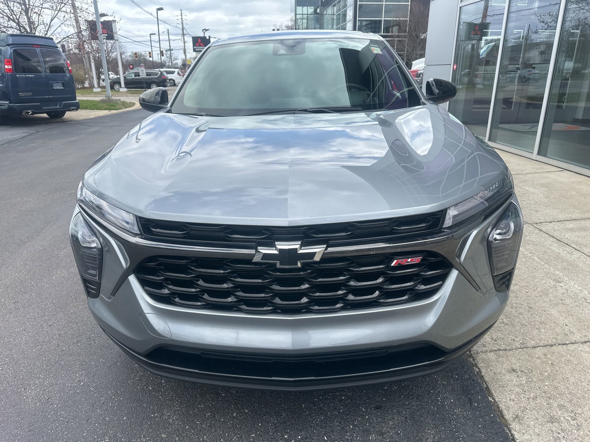 Used 2024 Chevrolet Trax RS w/ Driver Confidence Package FWD image 7