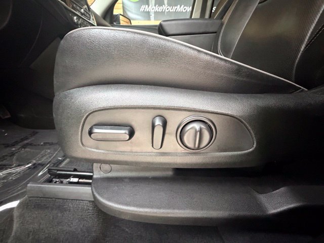 Used 2021 Chevrolet Traverse High Country w/ LPO, Floor Liner Package AWD/4WD image 32