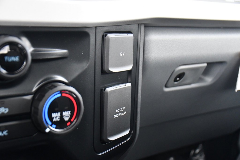 New 2026 Ford F250 4x4 Regular Cab Super Duty image 28