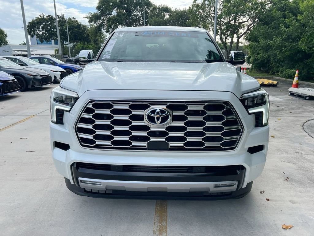 Used 2024 Toyota Sequoia Capstone RWD image 2