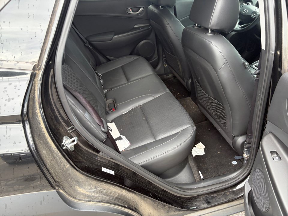 Used 2021 Hyundai Kona Limited FWD image 33