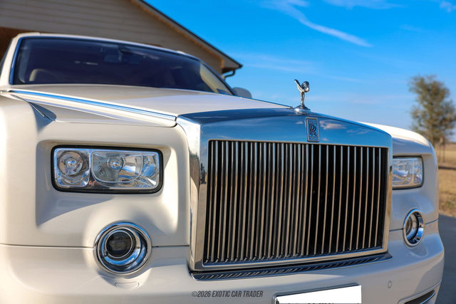 Used 2012 Rolls-Royce Phantom Sedan RWD image 61