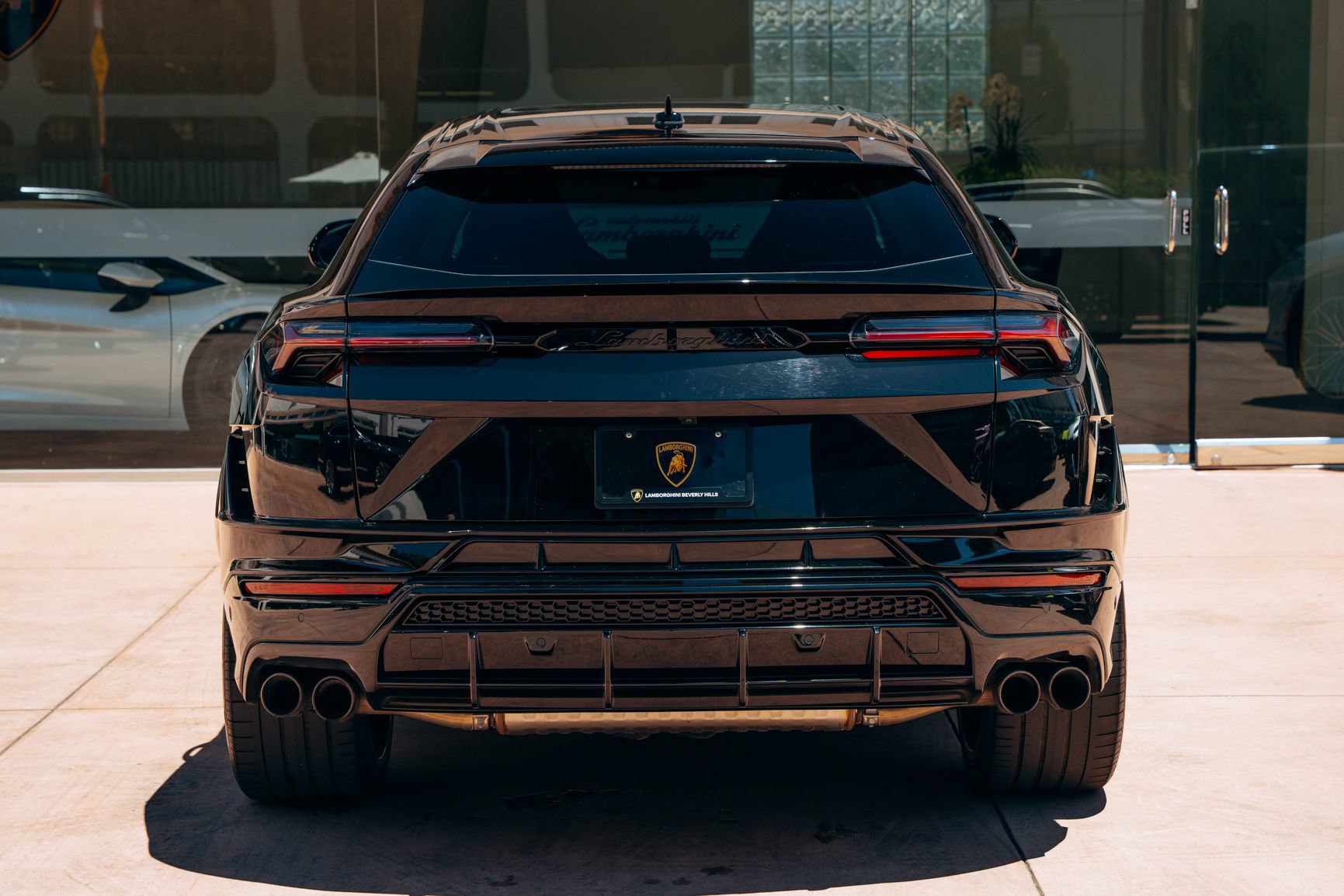 Used 2024 Lamborghini Urus S AWD/4WD image 4