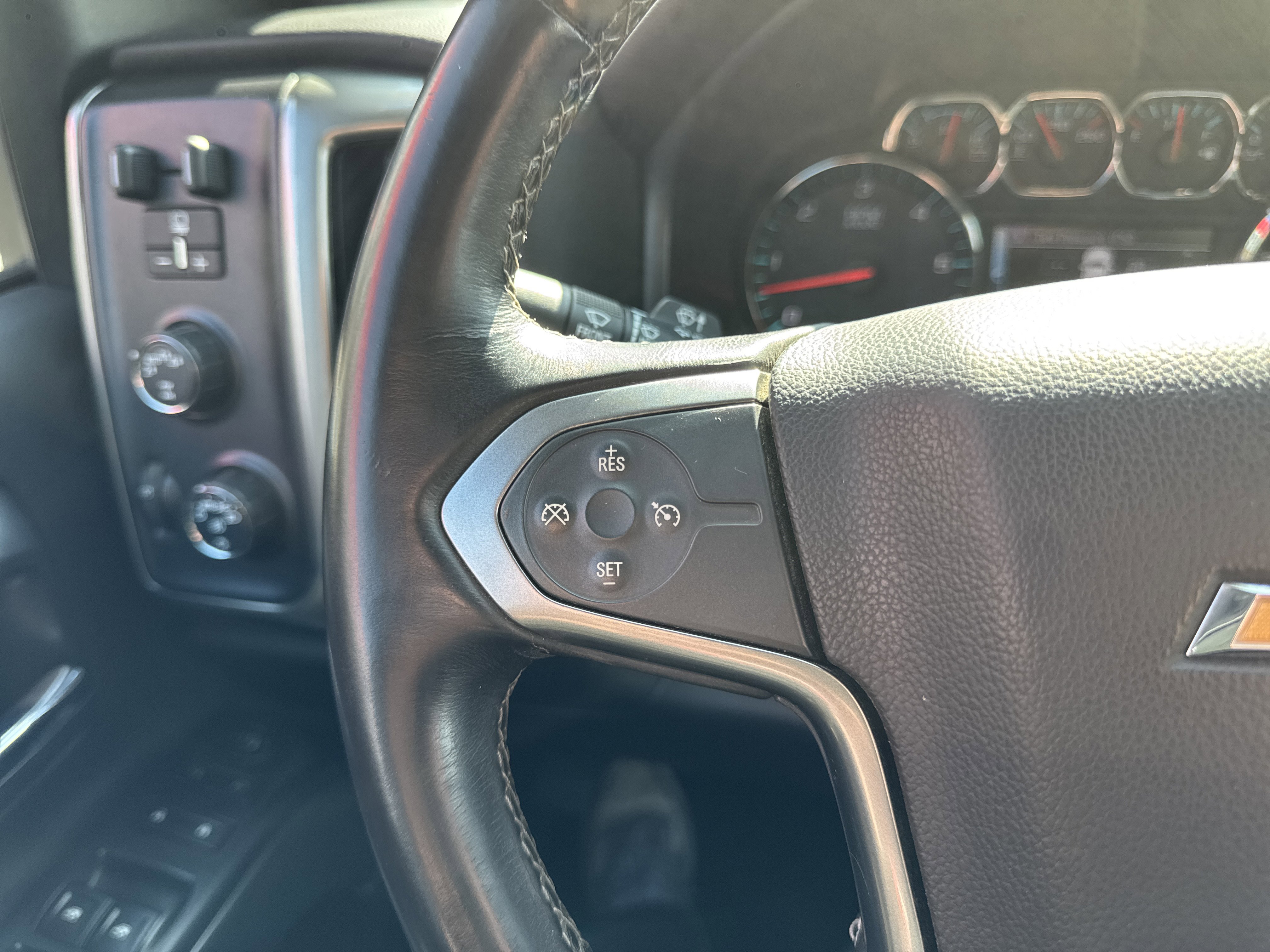 Used 2017 Chevrolet Silverado 1500 LT w/ All Star Edition image 17