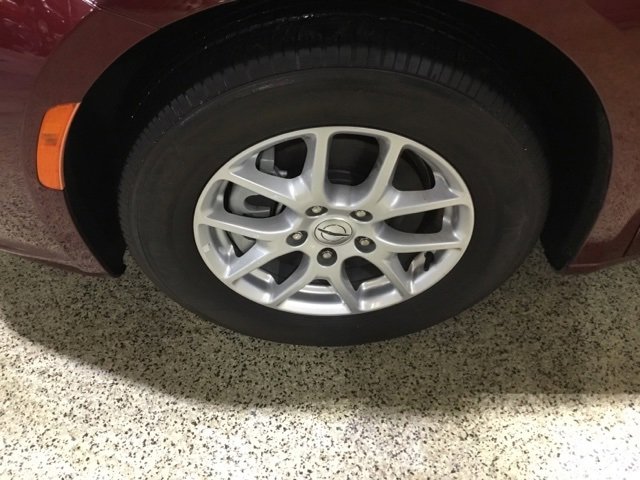 Used 2023 Chrysler Pacifica Touring-L image 10