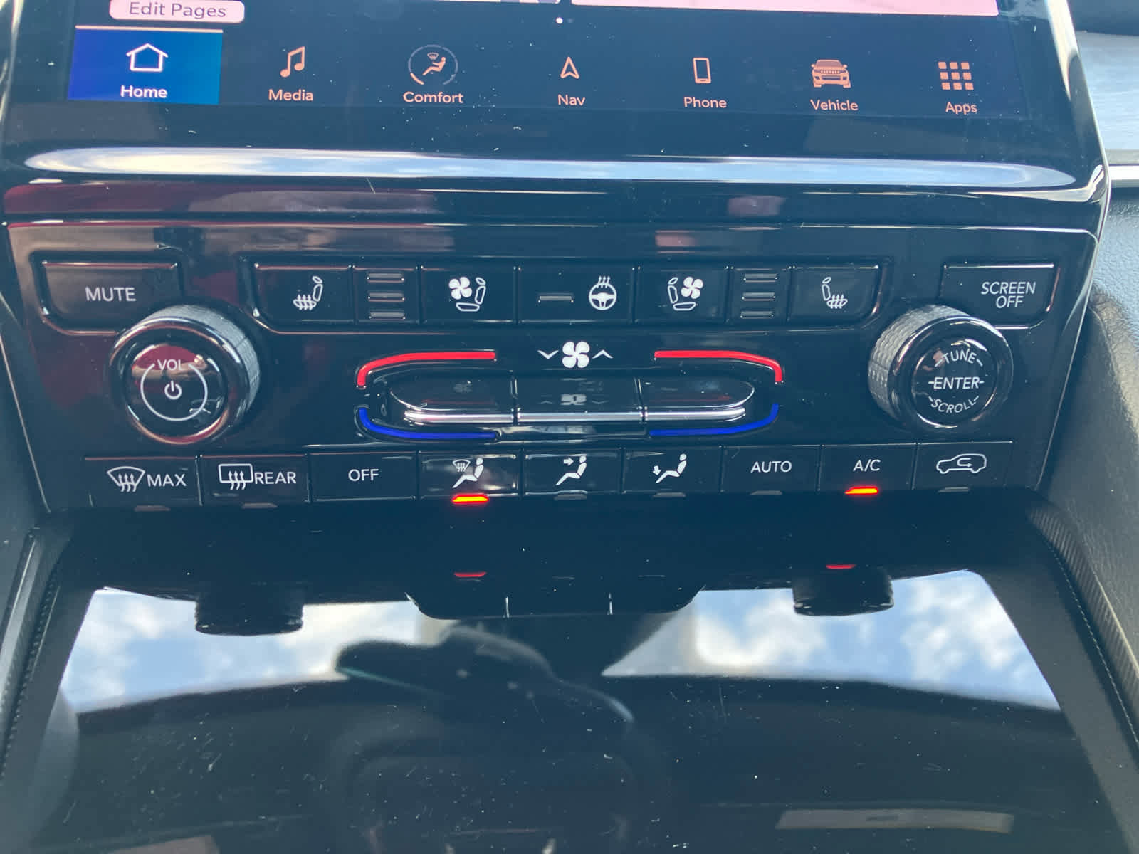 Used 2025 Jeep Grand Cherokee L Limited w/ Luxury Tech Group II image 30