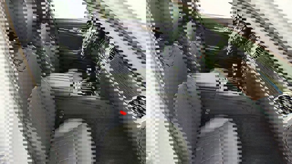 Used 2018 Genesis G80 3.8 w/ Option Group 02 image 25