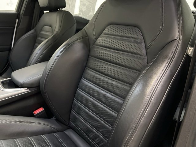 Used 2023 Alfa Romeo Giulia Veloce image 18