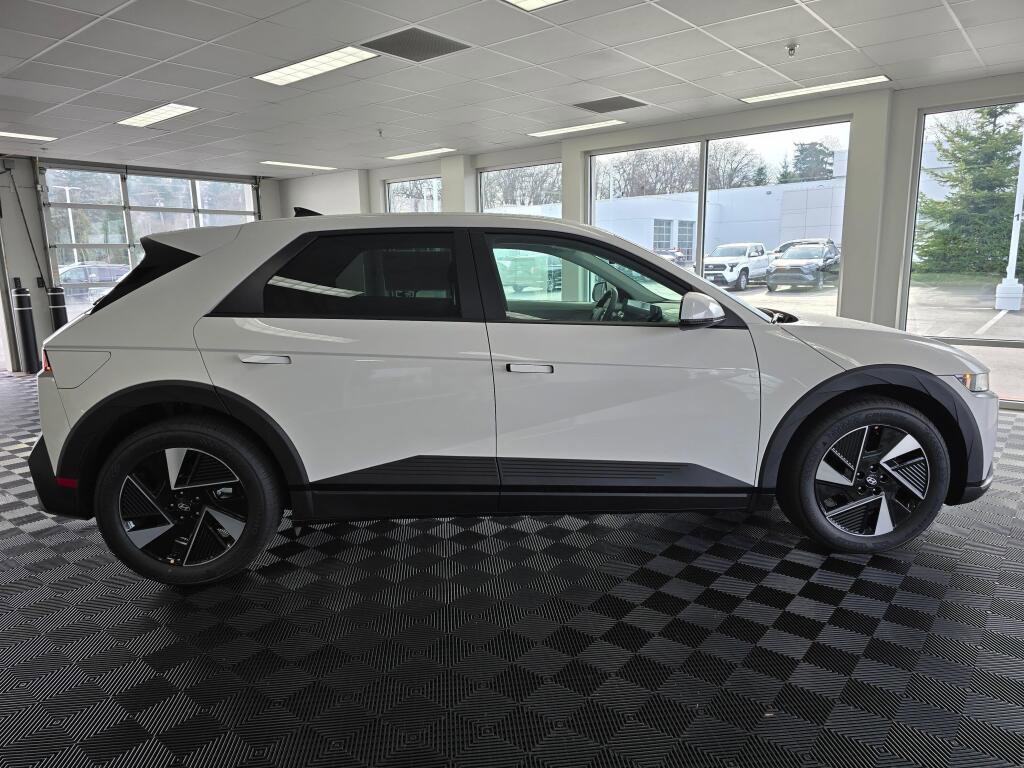 New 2026 Hyundai Ioniq 5 SEL image 4