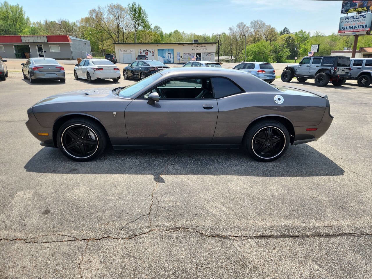 Used 2014 Dodge Challenger SXT w/ Super Sport Group (SS/T) RWD image 1