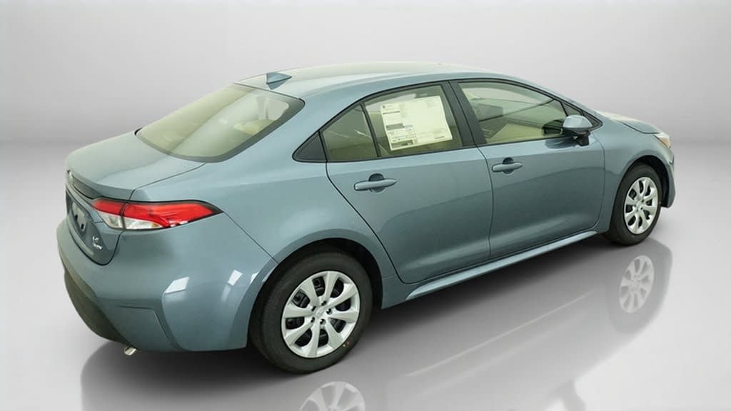 New 2027 Toyota Corolla LE FWD image 9