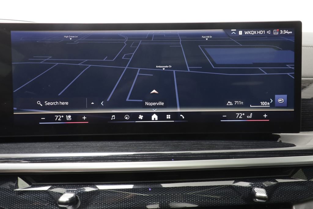 Certified 2024 BMW X7 xDrive40i w/ M Sport Package image 11