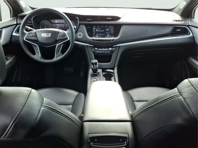 Used 2025 Cadillac XT5 Premium Luxury AWD/4WD image 12