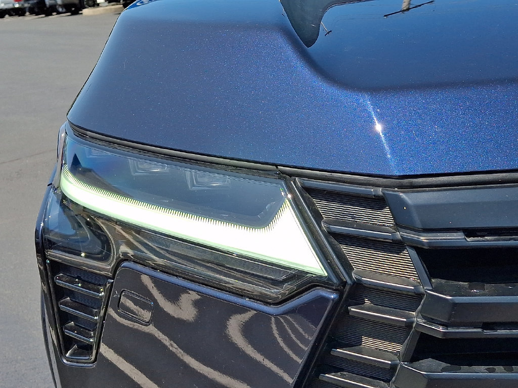 Used 2024 Lexus GX 550 w/ Accessory Package (2T) AWD/4WD image 12