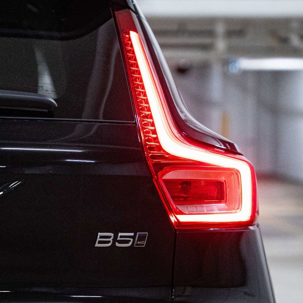 New 2025 Volvo XC40 B5 Plus w/ Protection Package Premier image 6