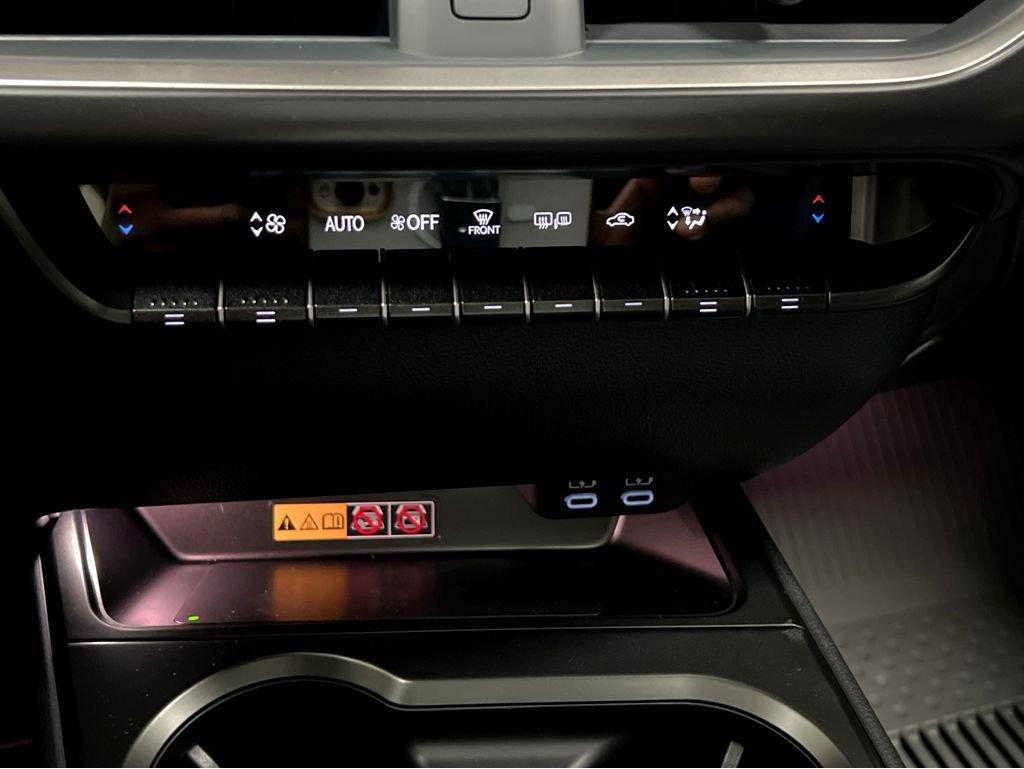 New 2026 Lexus UX 300h AWD image 17