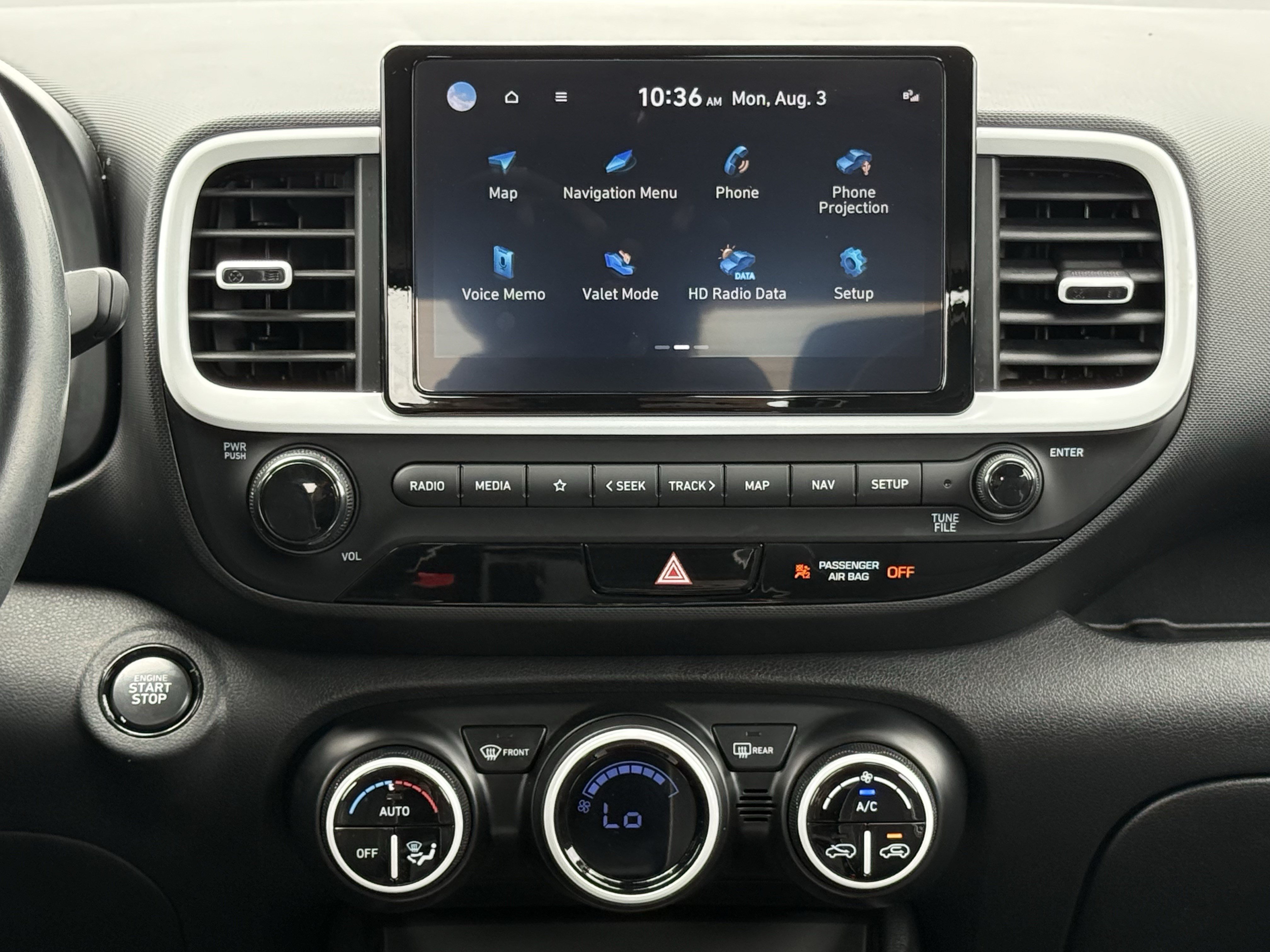 Used 2024 Hyundai Venue Limited FWD image 28