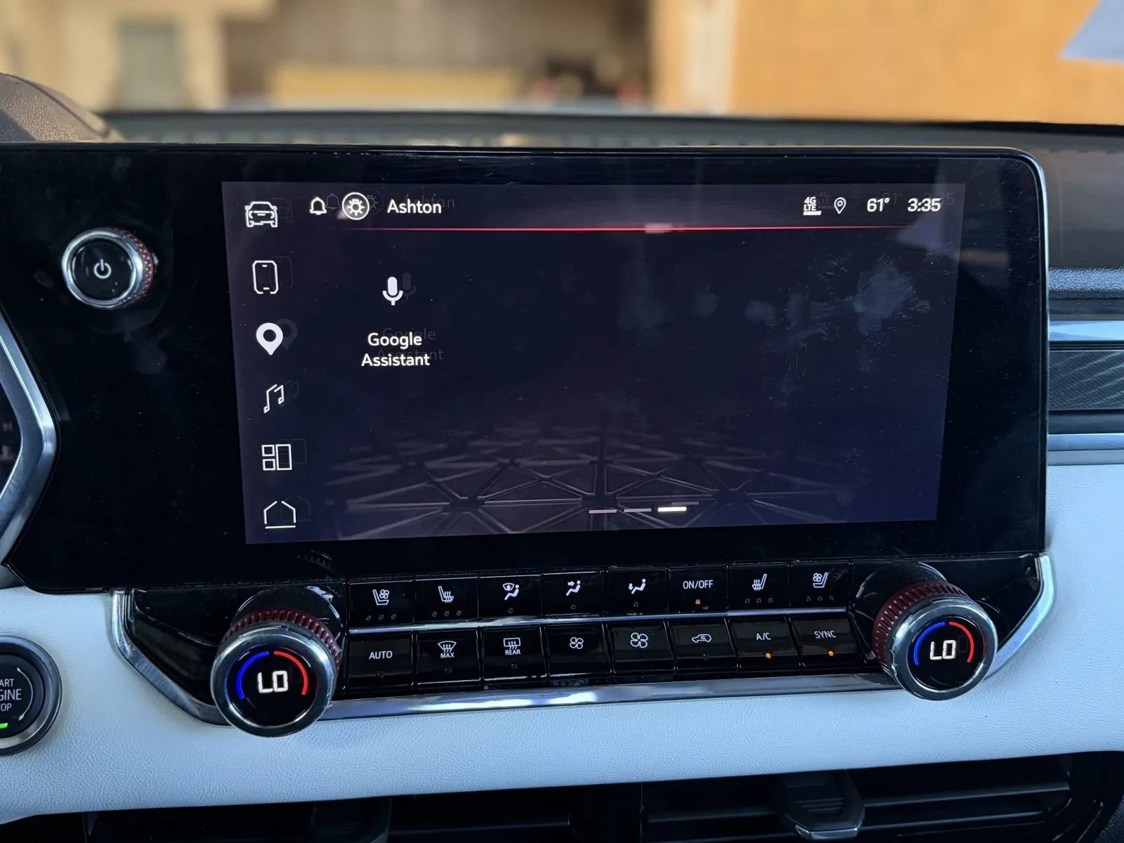 Used 2025 GMC Canyon AT4 w/ AT4X Package image 32